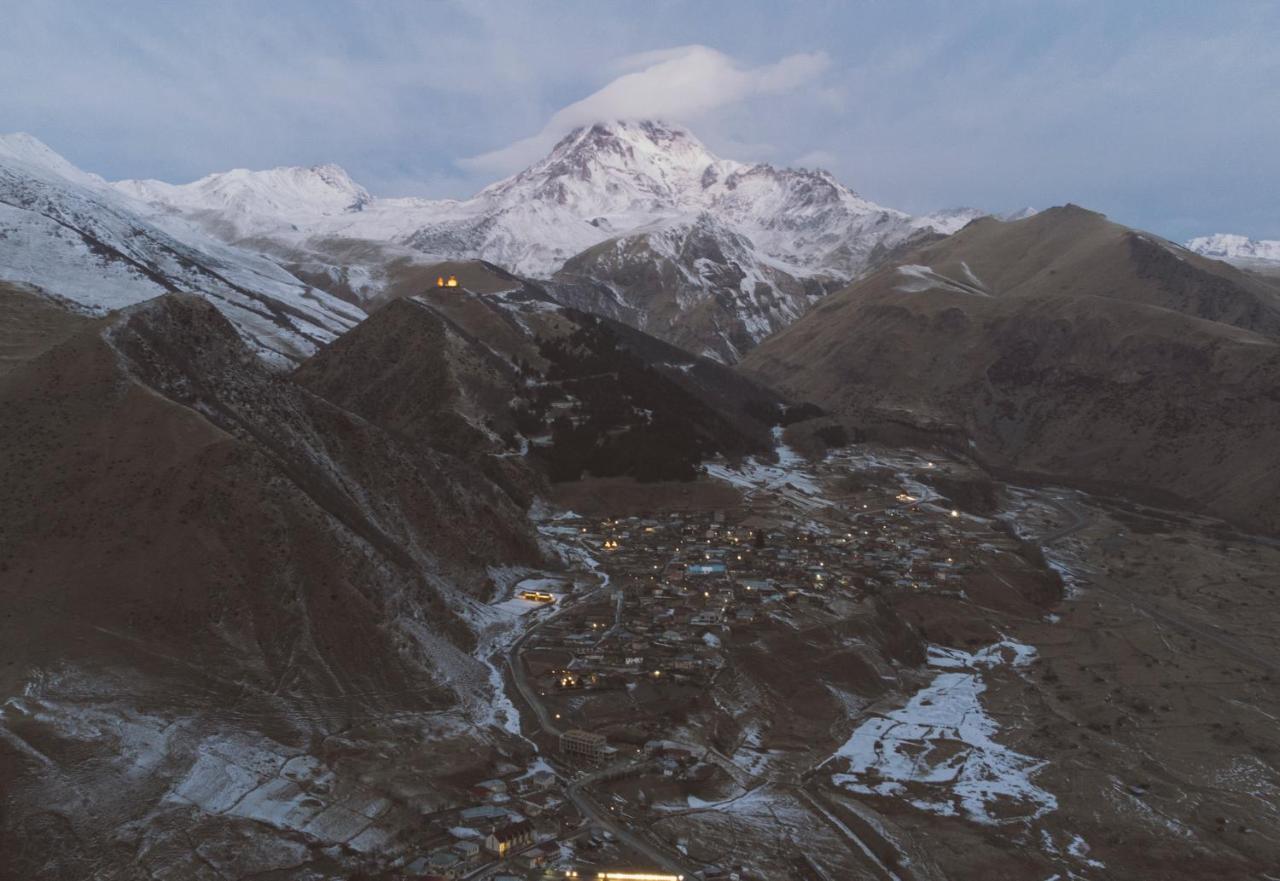 Landscapes Hotel Kazbegi Exterior foto